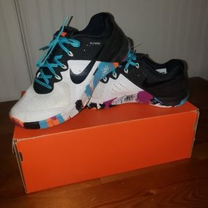 Womens Nike training sneakers worn less than 10x